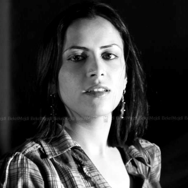 <b>Amira Chebli</b> est actrice tunisienne, formée à l&#39;école des Beaux-arts de ... - Democratie_Zero_Amira